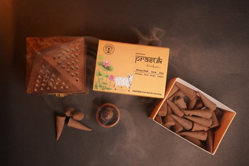 Dhoop Cone Chandan (40 pcs)